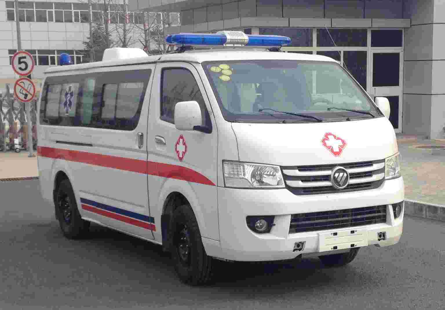 福田牌BJ5039XJH-C5型救护车