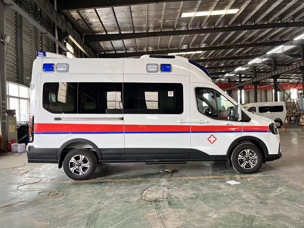 福特T8救护车