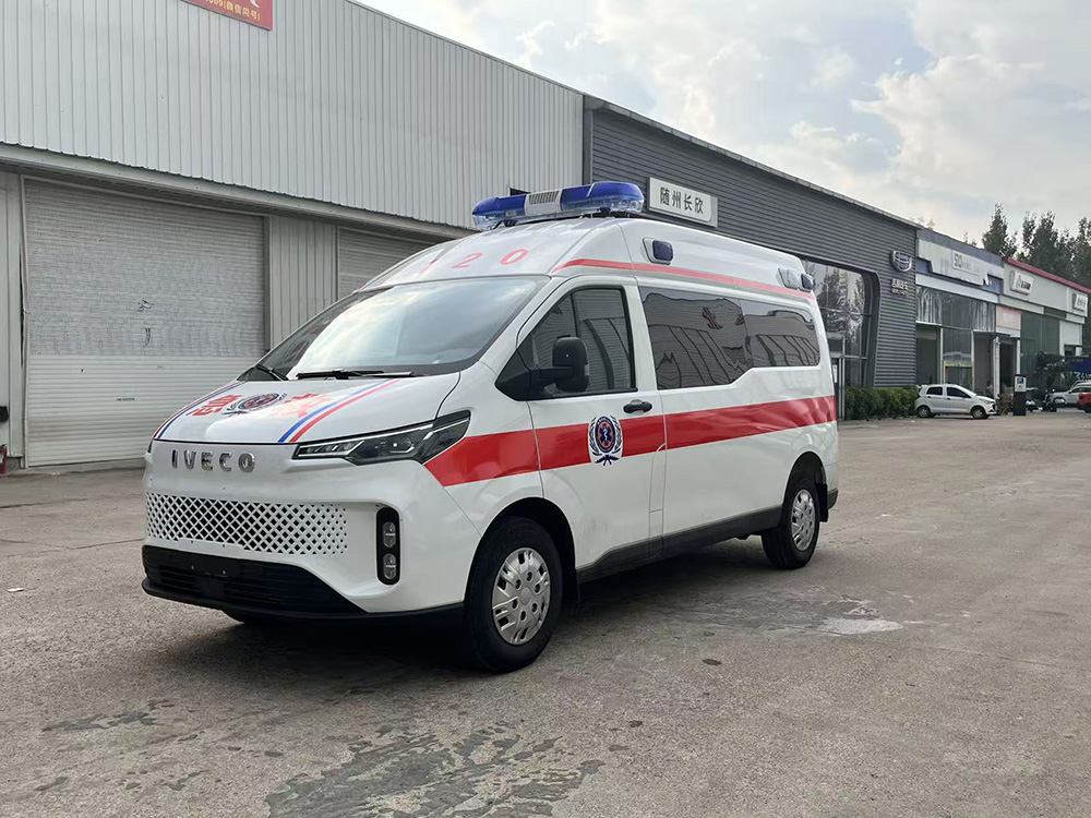 依维柯救护车