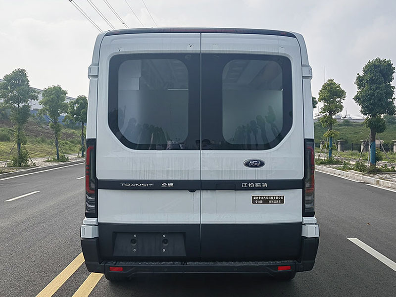 T8伤残运送车
