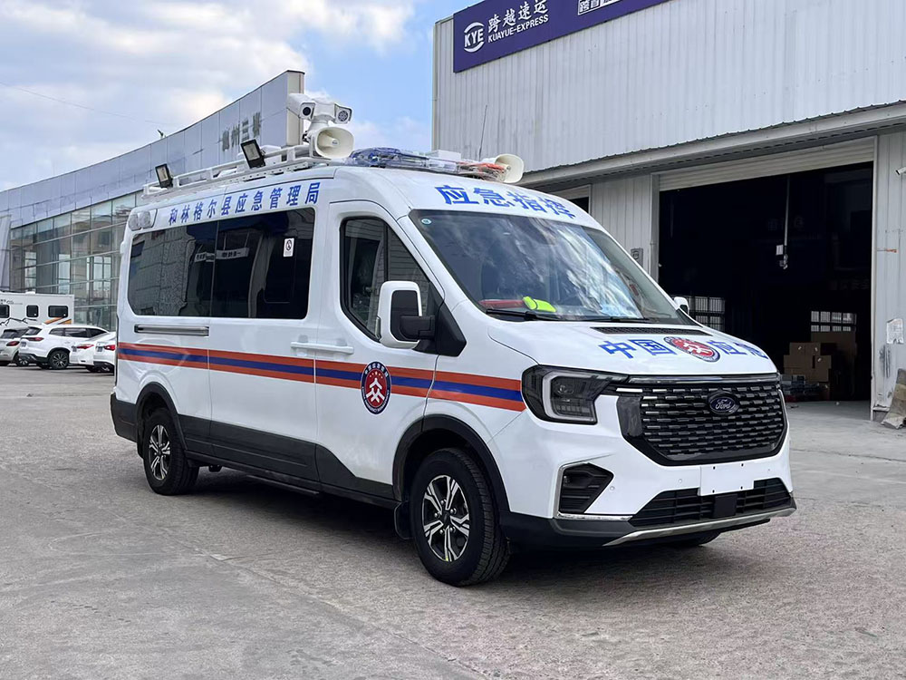 现场应急指挥车